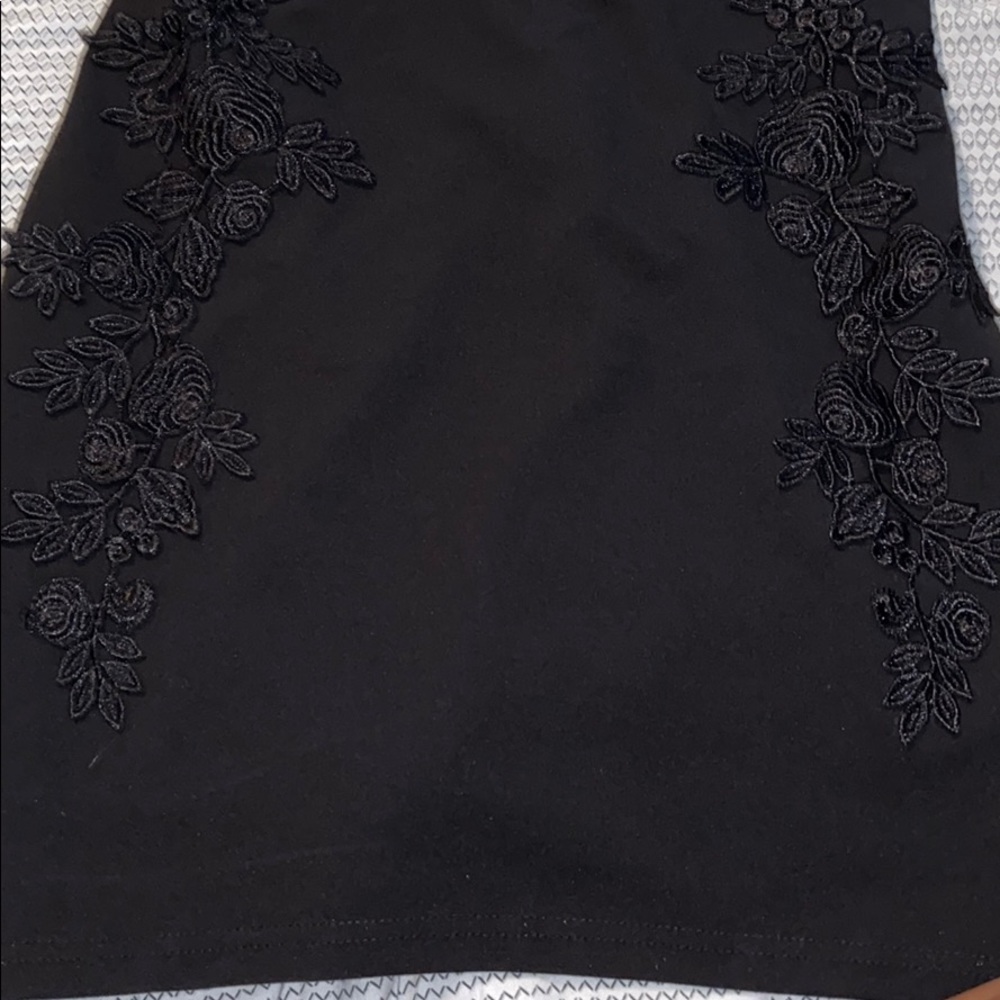 Dress - Picture 2 of 5
